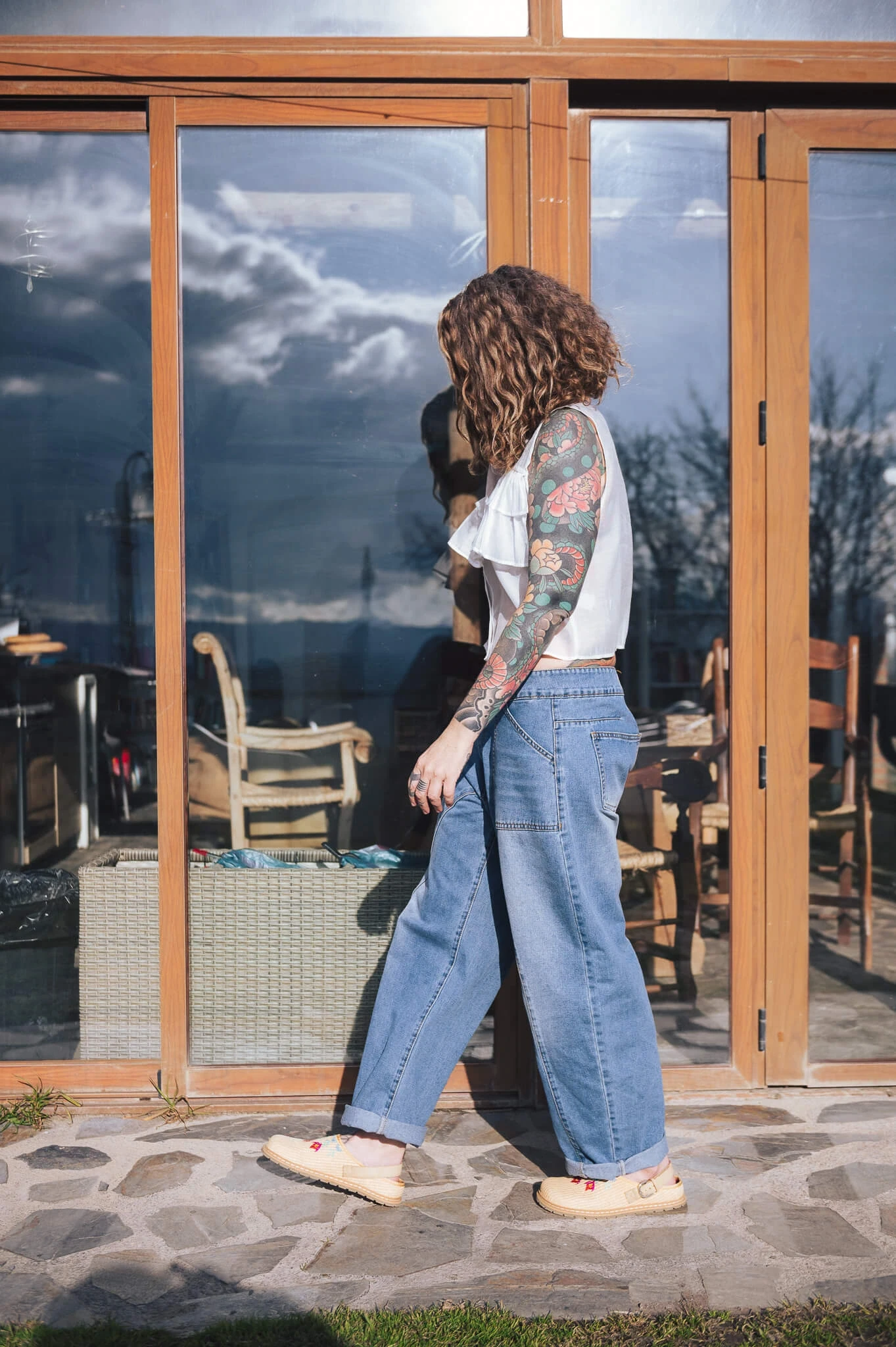 Босоногие сабо Sambas the bambas Bloom — бежевые с вышивкой, фото 10